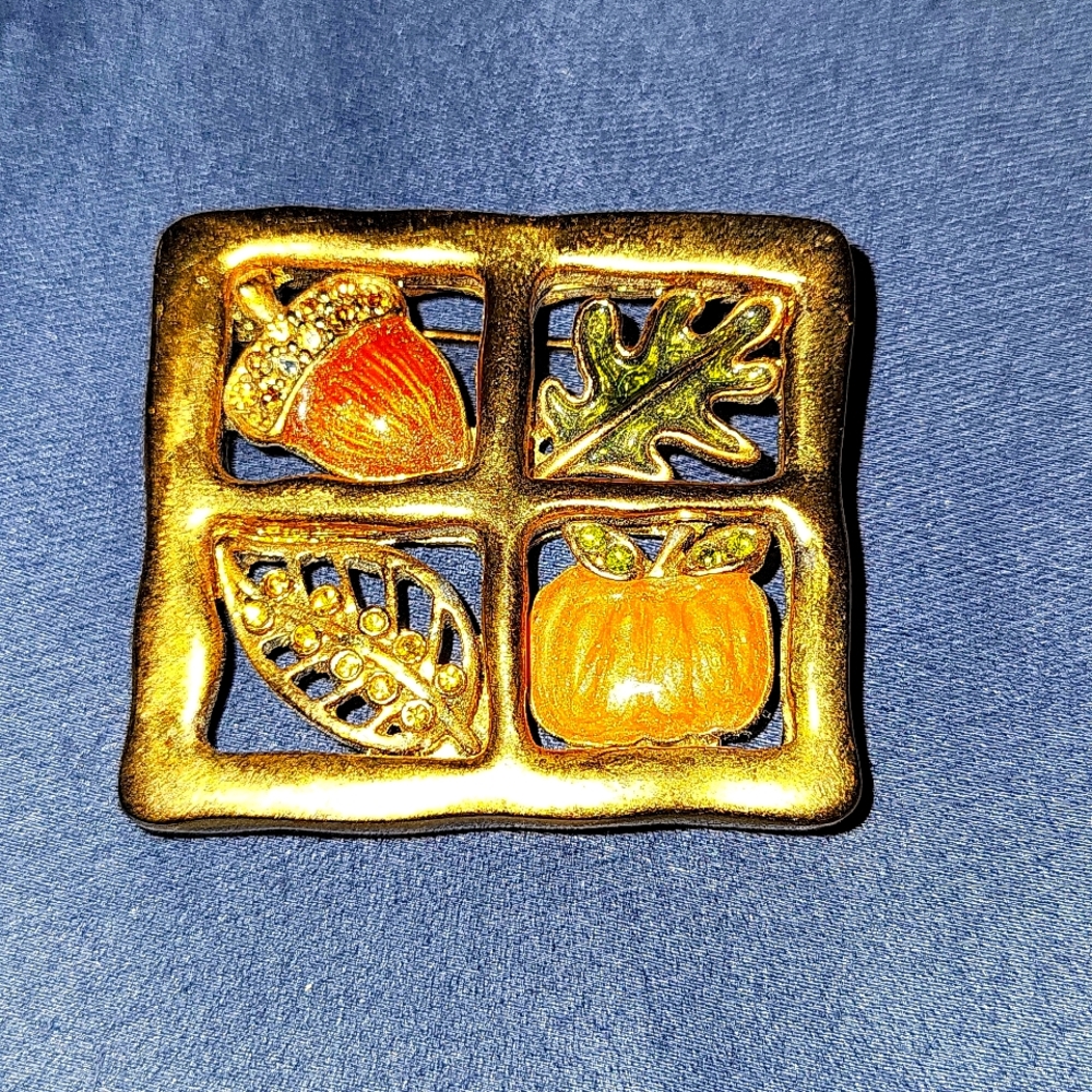 Fall themed brooch